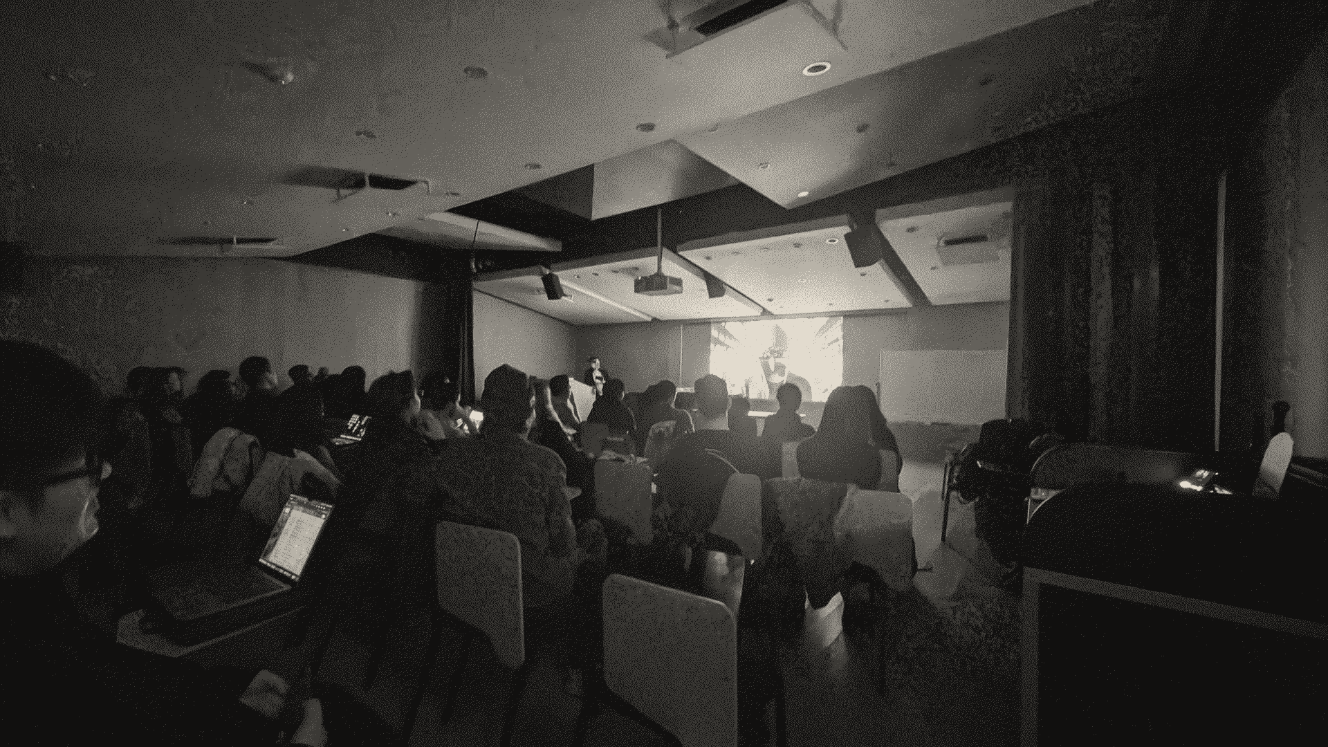 Audience at Gen Jam #1 with Machine Cinema.